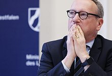 Pressekonferenz Justizminister Limbach - David Young/dpa