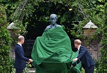 William & Harry - Foto: Dominic Lipinski/PA Wire/dpa