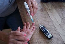 Diabete Typ 1 bei Kindern - J&ouml;rg Carstensen/dpa