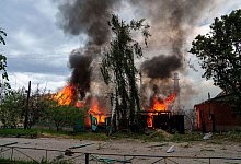 Ukraine-Krieg - Wowtschansk - Evgeniy Maloletka/AP/dpa