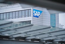 SAP - Foto: Uwe Anspach/dpa