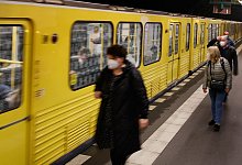 Bald 3G in Bus und Bahn - Foto: Carsten Koall/dpa