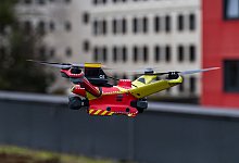 Pilotprojekt in München - Drohnen fliegen Feuerwehr voraus - Branddirektion München