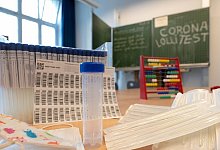 Lolli-Test - dpa | Peter Kneffel