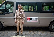 Nicht explodierte Kampfmittel in Zentralvietnam - Chris Humphrey/dpa