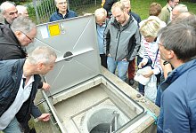 Besichtigung der Zisterne - Nicole Ellerbrake