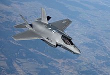 F-35-Tarnkappenjet - Senior Airman Joseph Barron/U.S. Air Force via AP/dpa