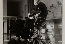 Fotografischer Abschied vom Vater: - FOTO: RAIMUND VORNB&Auml;UMEN