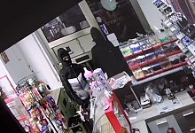 Überfall in einem Kiosk in Wuppertal - Sascha Thelen/dpa