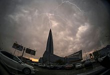 Blick auf die Zentrale des russischen Gasmonopolisten Gazprom in St. Petersburg: Der Konzern will das Gesch&auml;ft mit China weiter vorantreiben. - Dmitri Lovetsky/AP/dpa