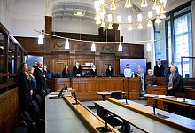 Palliativarzt wegen 15-fachen Mordverdachts vor Gericht - Bernd von Jutrczenka/dpa