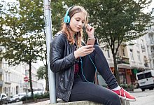 Musikstreaming im Test - Christin Klose/dpa-tmn