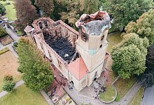 Kirchenbrand von Großröhrsdorf - Sebastian Kahnert/dpa