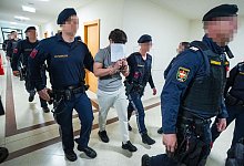 Prozess in Wien um Missbrauch einer Lehrerin - Georg Hochmuth/APA/dpa