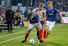 Holstein Kiel - Fortuna D&uuml;sseldorf - Axel Heimken/dpa
