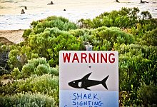 Warnschild - Foto: Rebecca Le May/AAP/dpa