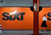 Sixt SE - Foto: Peter Kneffel/dpa