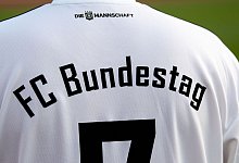 FC Bundestag - Fabian Sommer/dpa