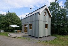 Tiny House als XS-Eigenheim im Trend - Henning Kaiser/dpa