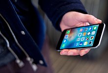 Smartphone - Foto: Hauke-Christian Dittrich/dpa