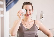 Abfall beim Abschminken reduzieren - Christin Klose/dpa-tmn