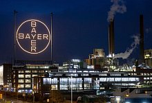 Aktionäre äußern scharfe Kritik am Bayer-Management - Thomas Banneyer/dpa