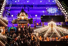 Weihnachtsmarkt - Christoph Schmidt/dpa/Archiv