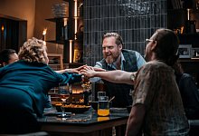 "Spieleabend" - Sasha Ostrov/Netflix/dpa