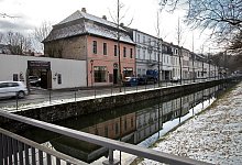 Appartements f&uuml;r Studenten: Das r&ouml;tliche Haus an der Neustadt 2 stand lange leer. Es soll nun saniert und umgebaut werden. - Bernhard Preu&szlig;