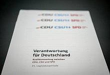 Koalitionsvertrag zwischen CDU, CSU und SPD - Kay Nietfeld/dpa