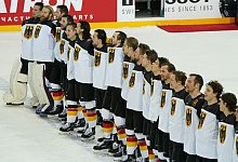 DEB-Team - Foto: Roman Koksarov/dpa