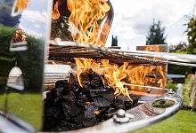 Verbrennungsgefahr durch Spiritus - Monique W&uuml;stenhagen/dpa-tmn/dpa