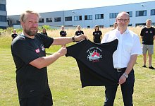 Spende von KEB ans Gymnasium Barntrup - Seda Hagemann