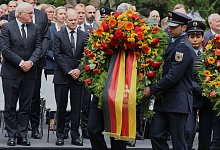 Gedenken - Joerg Carstensen/dpa