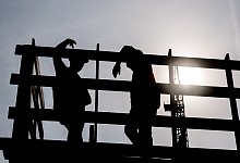 Mindestens ein paar Sekunden und höchstens zehn Minuten: So lange dauern sogenannte "Mikropausen", die sich laut einer Studie positiv auf das Wohlbefinden von Menschen auswirken können. - Patrick Pleul/dpa-Zentralbild/dpa