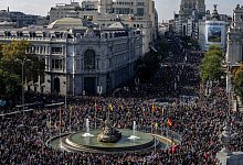 Proteste in Madrid gegen Gesundheitskürzungen - Manu Fernandez/AP/dpa
