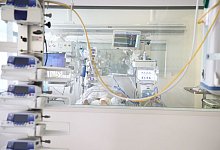 Corona-Intensivstation - Foto: Bodo Schackow/dpa-zentralbild/dpa