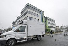 Biontech-Lieferung - Foto: Boris Roessler/dpa