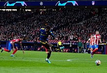 Anthony Elanga erzielt den sp&auml;ten Ausgleich von Manchester United bei Atl&eacute;tico Madrid. - Manu Fernandez/AP/dpa