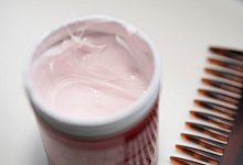 Soll Haare sch&ouml;n machen - Foto: Catherine Waibel/dpa-tmn