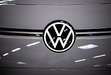 VW - Foto: Sina Schuldt/dpa