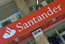 Santander - Foto: Peter Kneffel/dpa