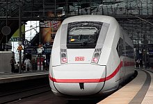 Bahn - Foto: Carsten Koall/dpa