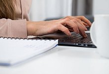 Beruf oder Studium: Test kann bei Orientierung helfen - Foto: Christin Klose/dpa-tmn