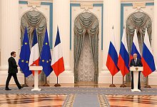 Emmanuel Macron und Wladimir Putin - Foto: Thibault Camus/Pool AP/dpa