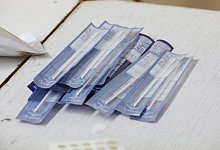 Corona-Schnelltests in Hildburghausen - Foto: Bodo Schackow/dpa-Zentralbild/dpa