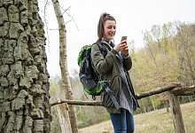 Statt Faltkarte: Was die g&auml;ngigen Wander-Apps k&ouml;nnen - Foto: Christin Klose/dpa-tmn