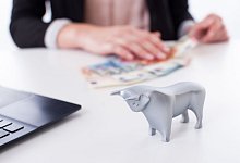 Studie: Aktienfonds legen im ersten Halbjahr deutlich zu - Foto: Christin Klose/dpa-tmn