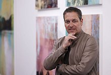 "Ent-fernte Welt" - David Young/dpa