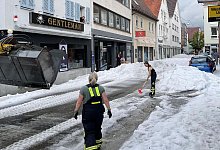 Unwetter in Reutlingen - Hagel - Schulz/SDMG/dpa